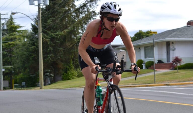 Cyclist coming in for the last triathlon lap.